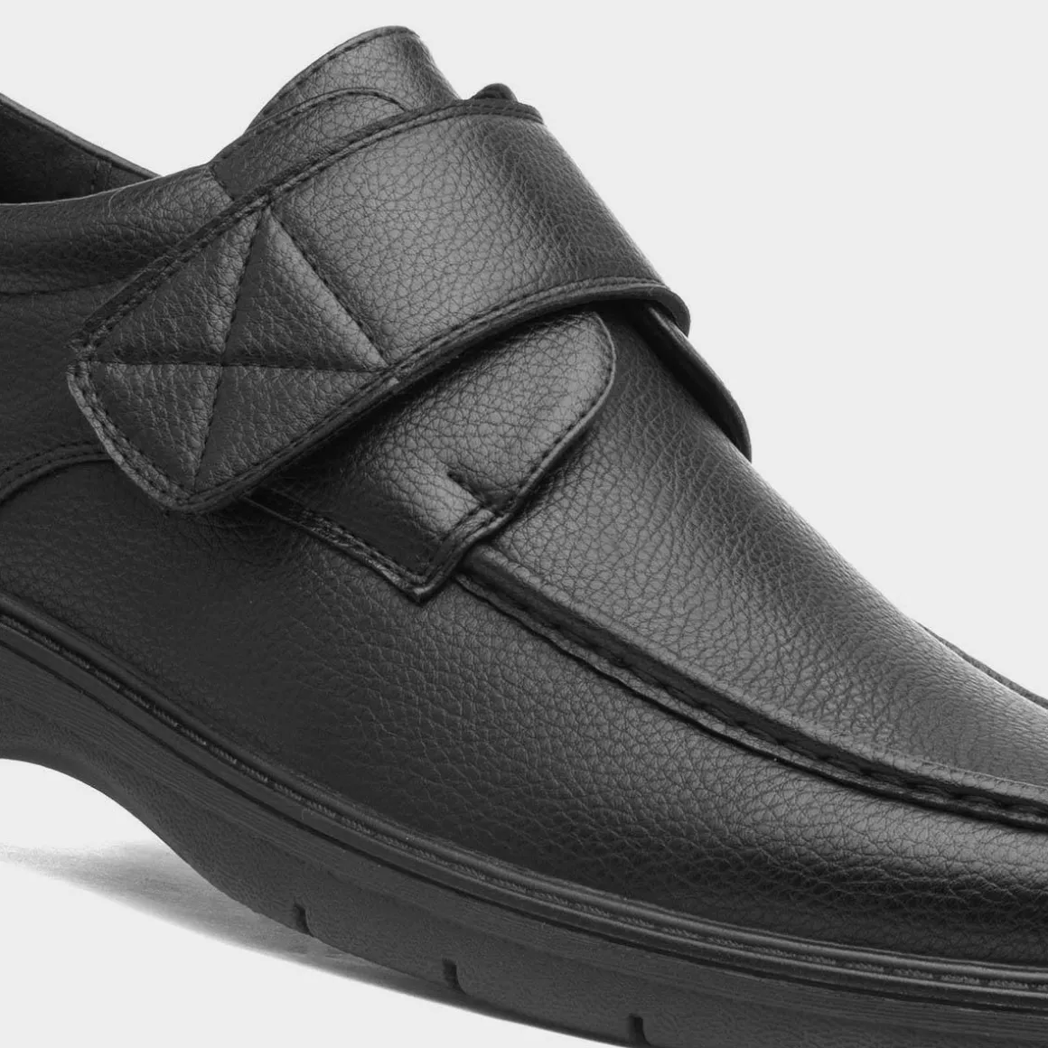 Beckett Emile Mens Black Easy Fasten Shoe