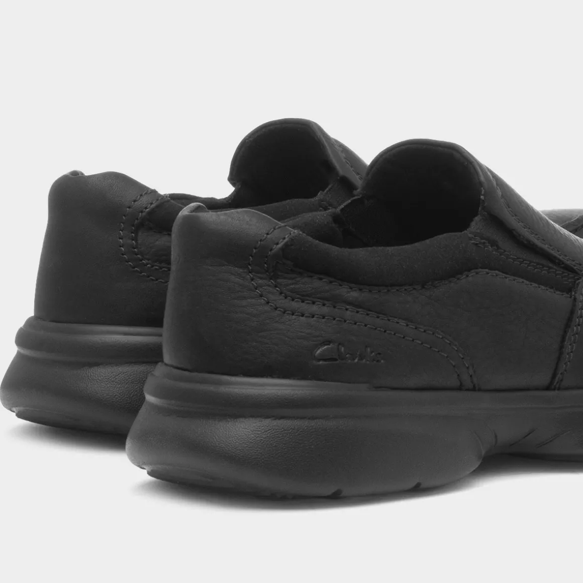 Clarks Bradley Step Back Mens Black Leather Shoe