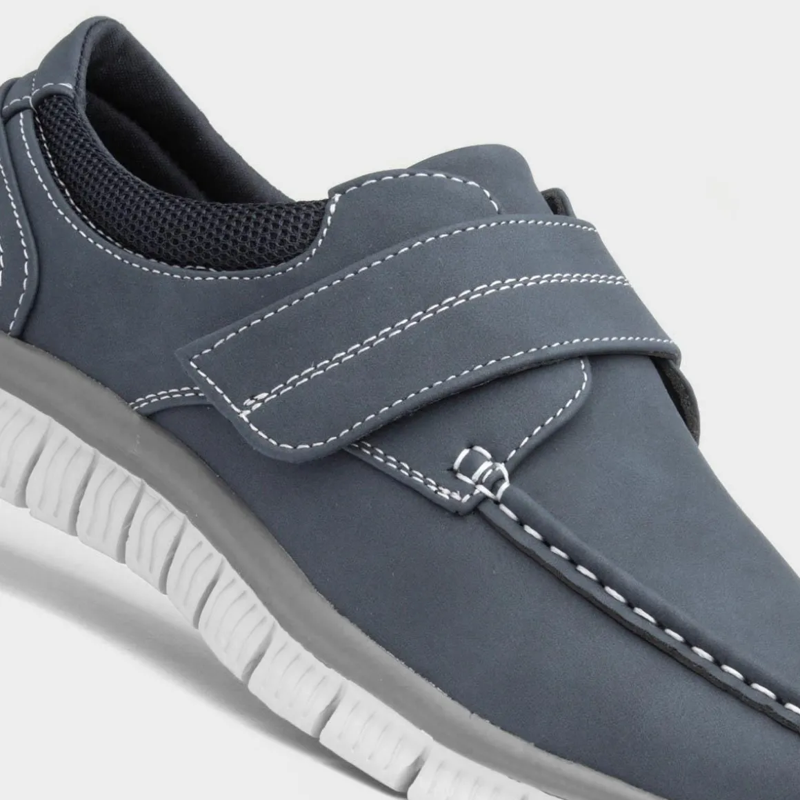 Cushion Walk Greg Mens Easy Fasten Casual Shoe