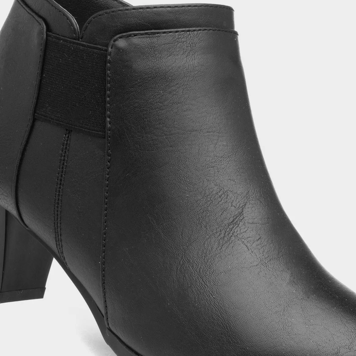 Cushion Walk Ivy Women Black Heeled Ankle Boot