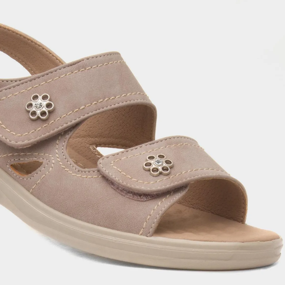Cushion Walk Samantha Womens Beige Sandal