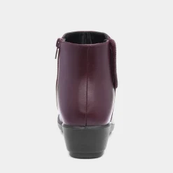 Cushion Walk Stud Womens Bordeaux Ankle Boot