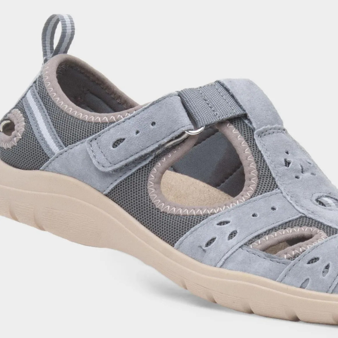 Free Spirit Cleveland Womens Grey Easy Fasten Shoe
