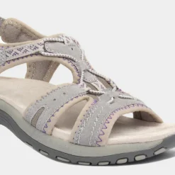 Free Spirit Fairmont Womens Beige Sandal
