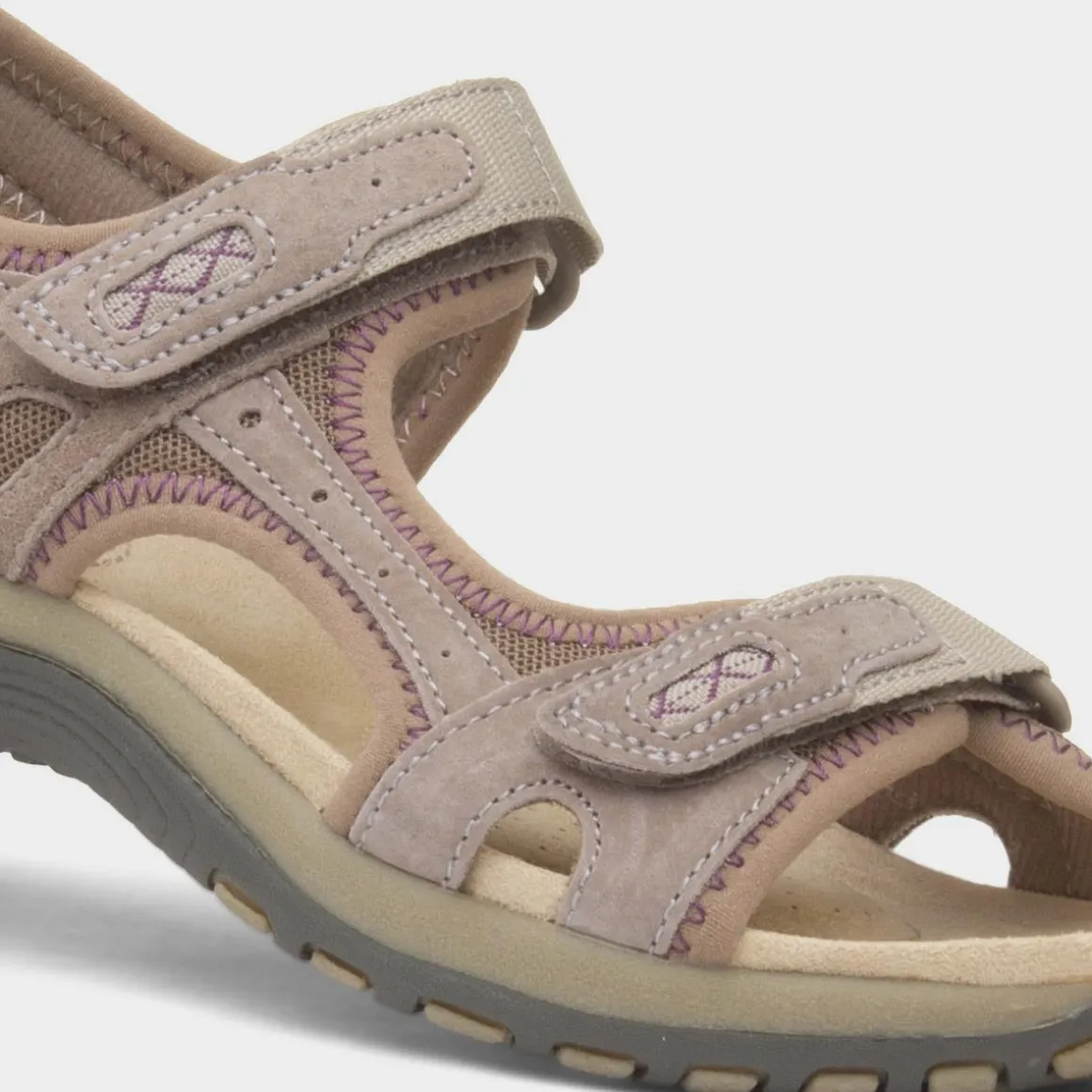 Free Spirit Frisco Womens Beige Easy Fasten Sandal