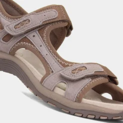 Free Spirit Frisco Womens Toffee Sandal