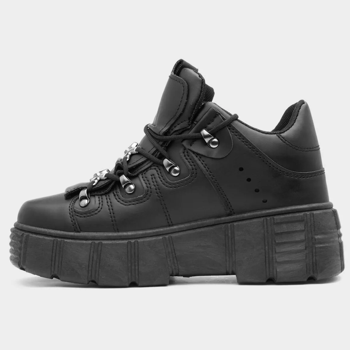 Heart Char Womens Black Chunky Trainer