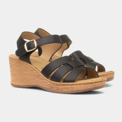 Heavenly Feet Dizzy Womens Black Wedge Sandal