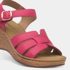 Heavenly Feet Dizzy Womens Pink Wedge Sandal