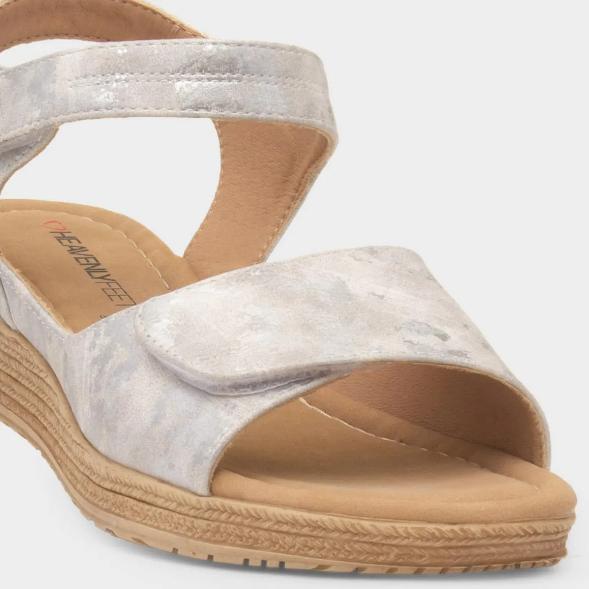 Heavenly Feet Mavis Cloud Womens Silver Sandal