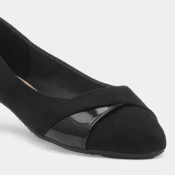 Krush Roxxi Womens Black Wider Fitting Ballerina