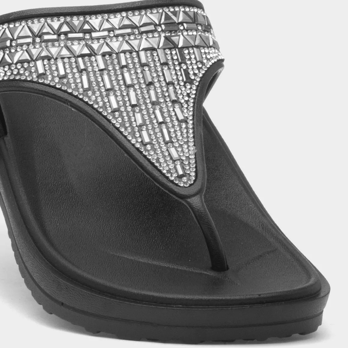 Krush Victoria Womens Black Toe Post Sandal