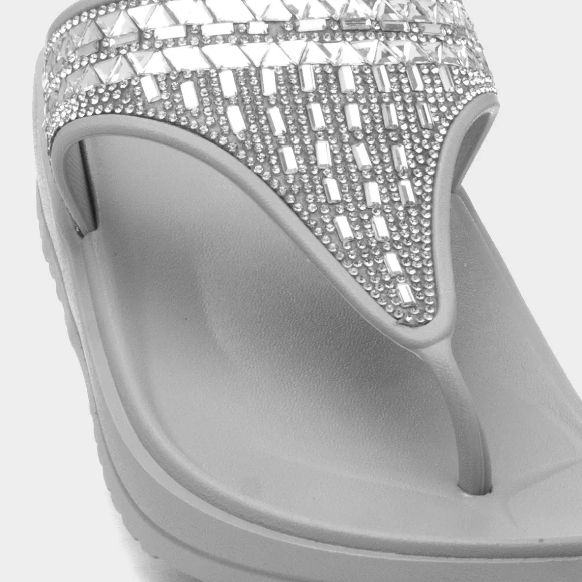Krush Victoria Womens Grey Toe Post Sandal