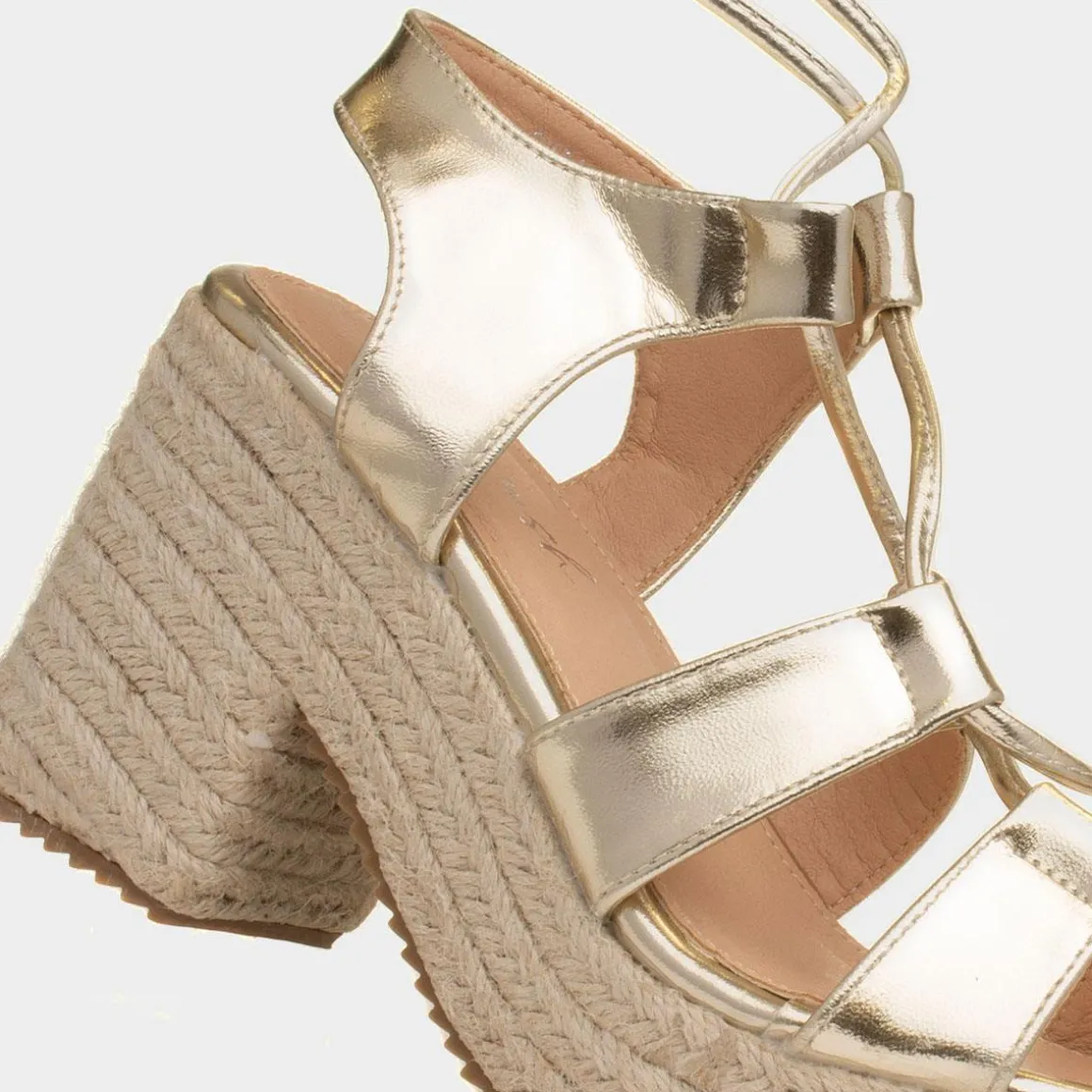 Krush Zoe Womens Gold Heeled Sandal