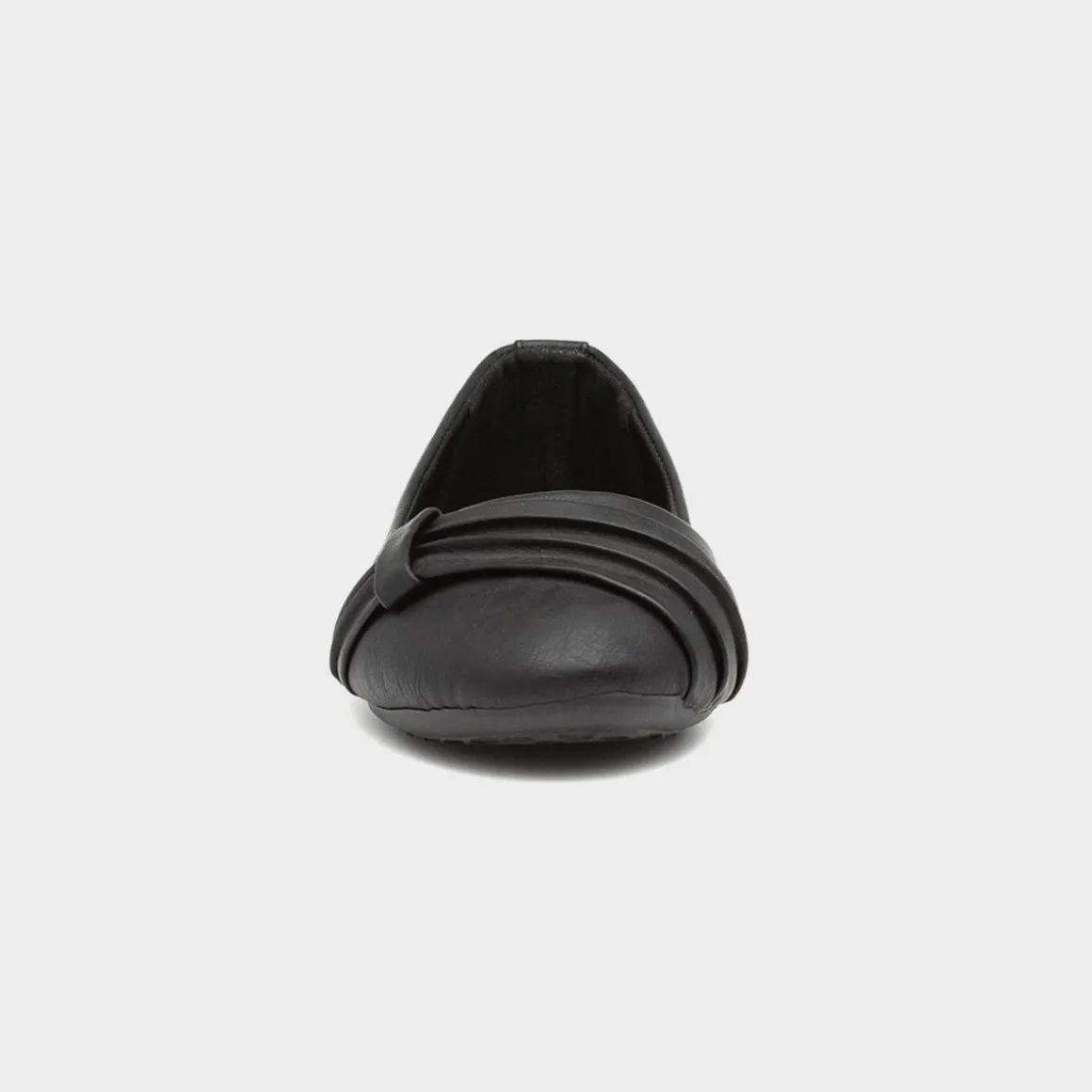 Lilley Gina Womens Black Front Pleated Ballerina