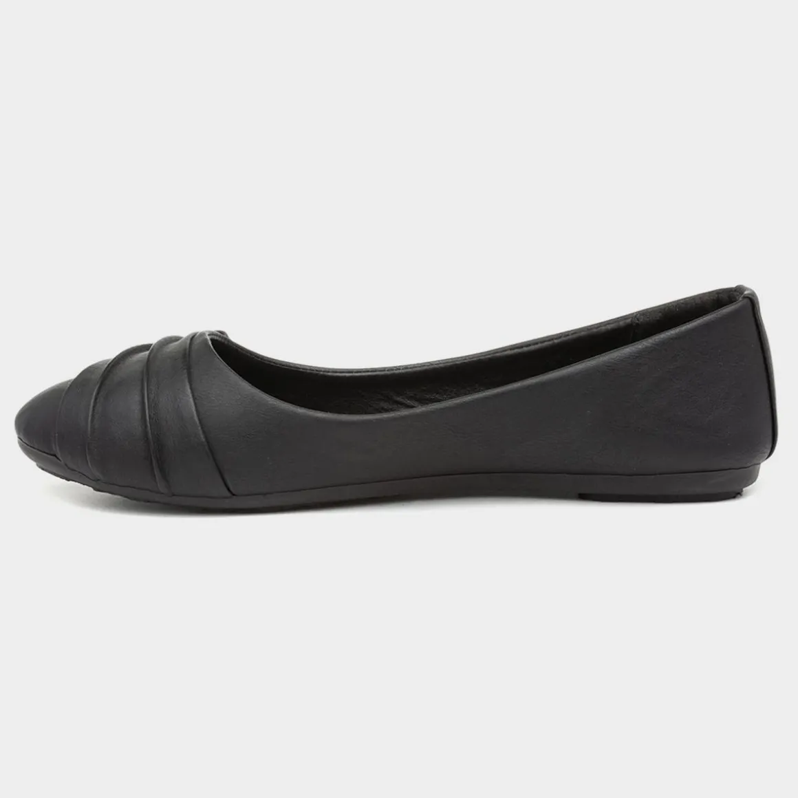 Lilley Gina Womens Black Front Pleated Ballerina