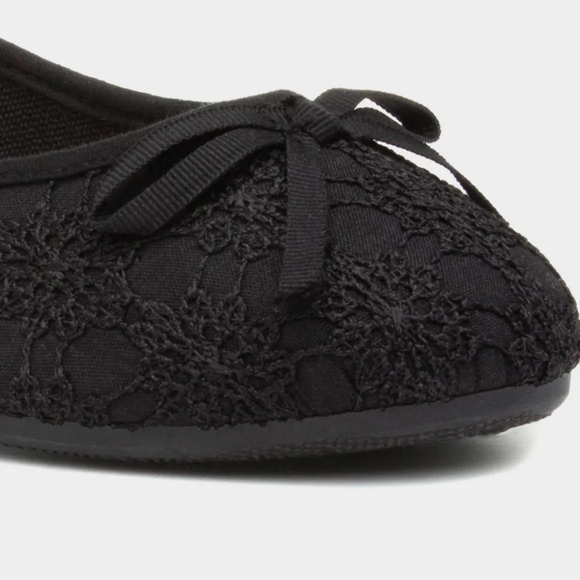 Lilley Gwen Womens Black Lace Slip On Ballerina