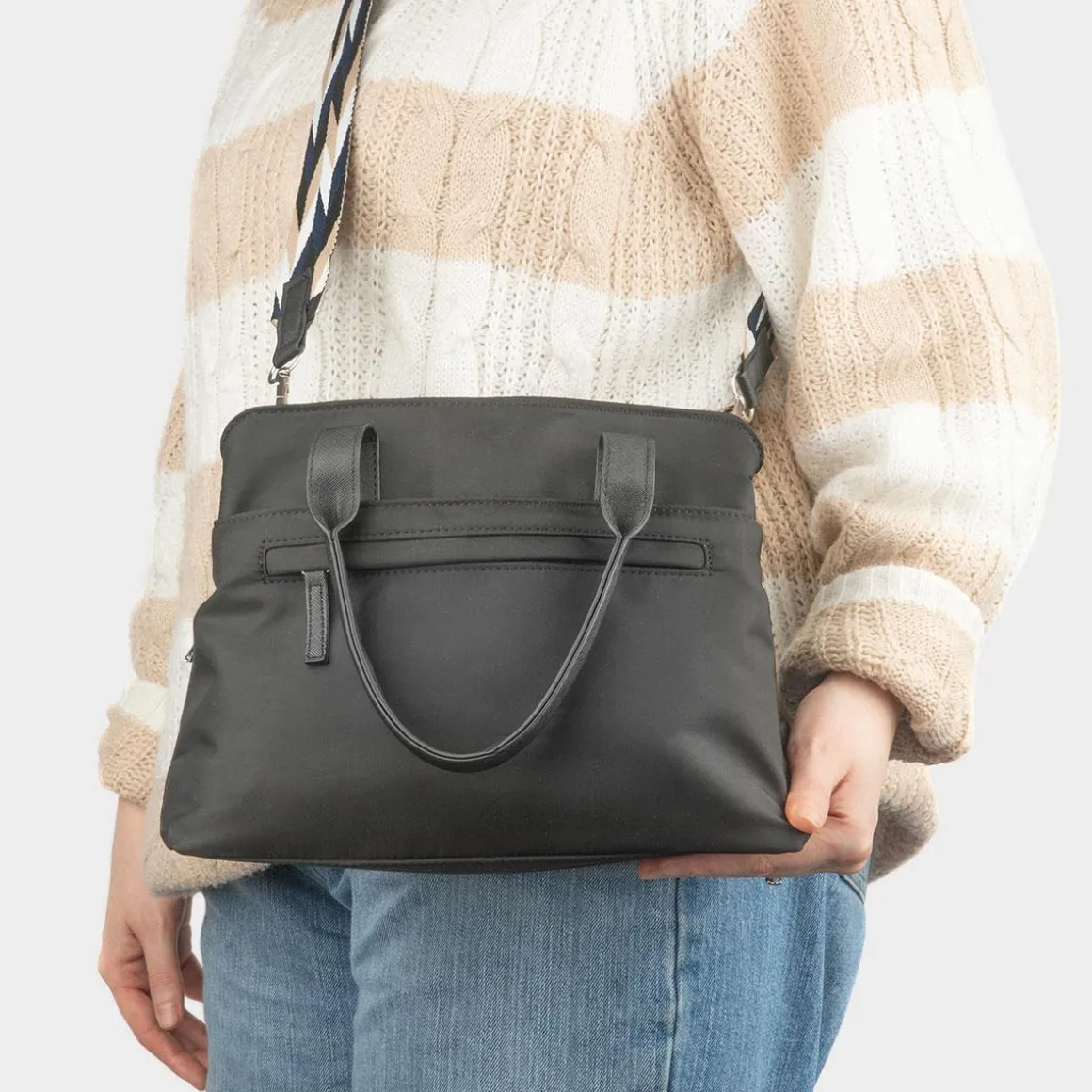 Lilley Inez Womens Black Handbag