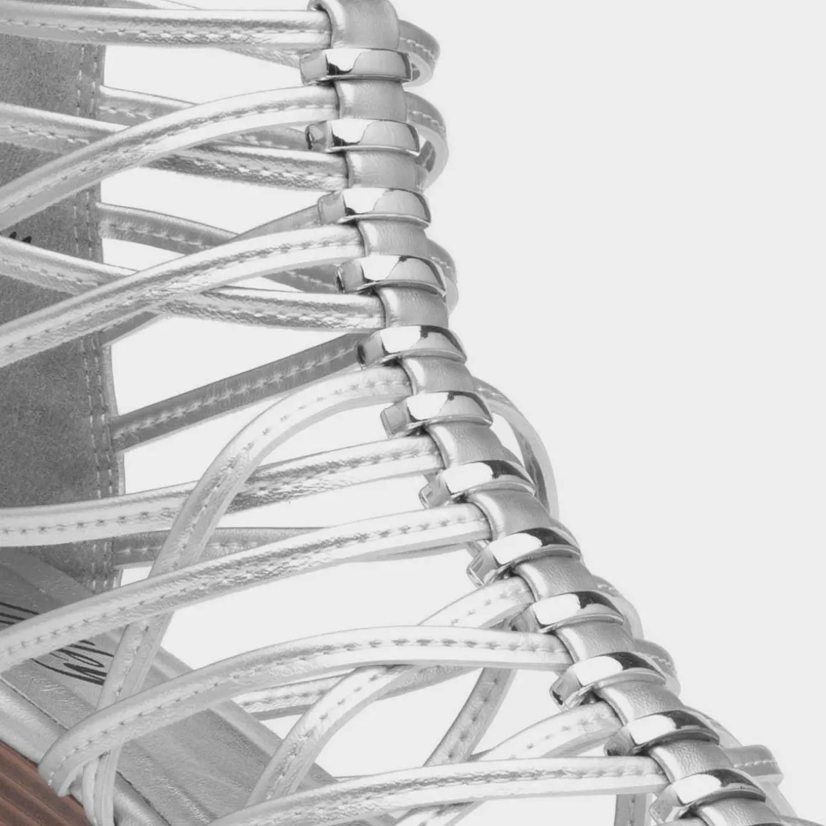 Lilley Sabrina Womens Metallic Strappy Sandal