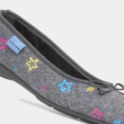 Lunar Berry Womens Grey Slipper