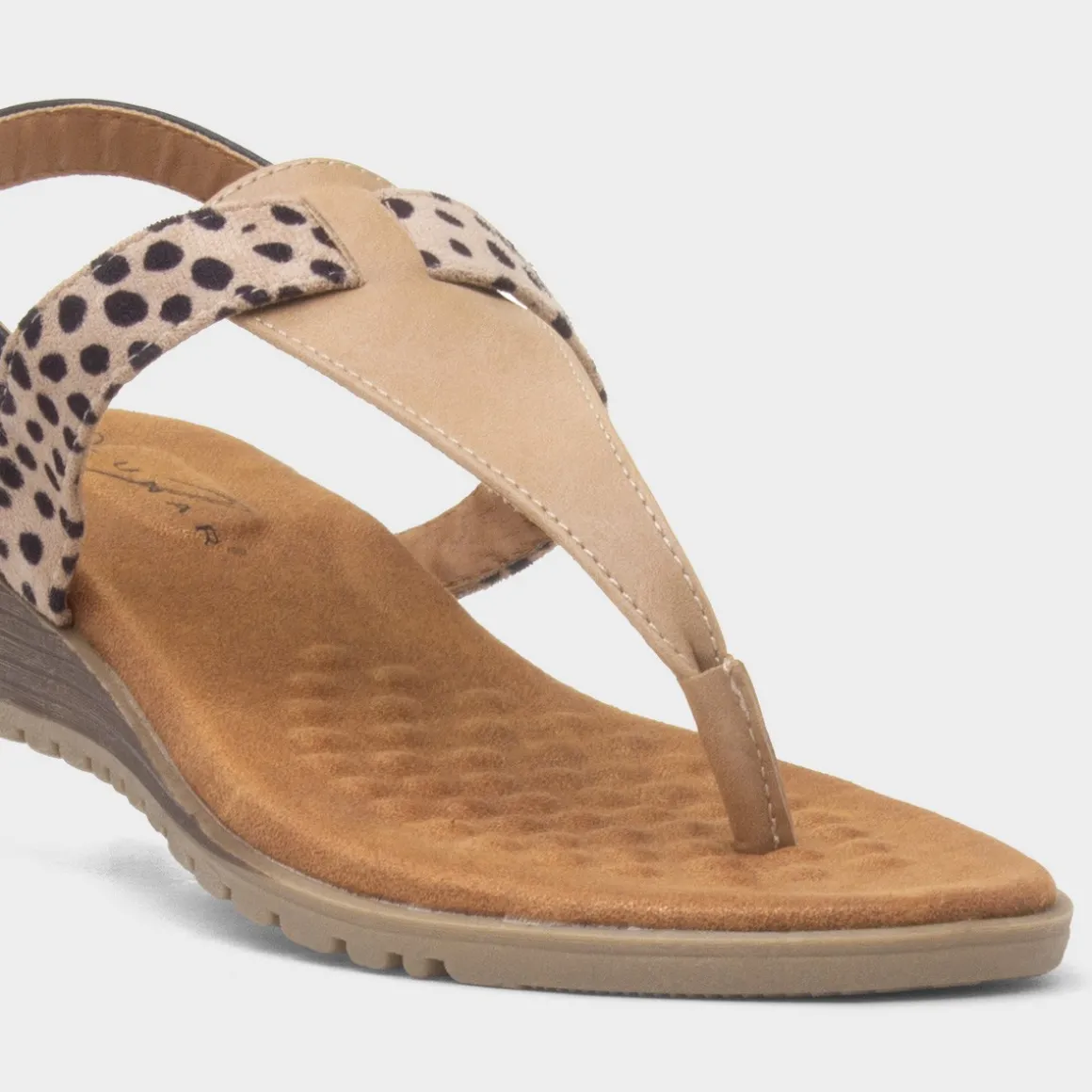 Lunar Gina Womens Beige Toe Post Sandal