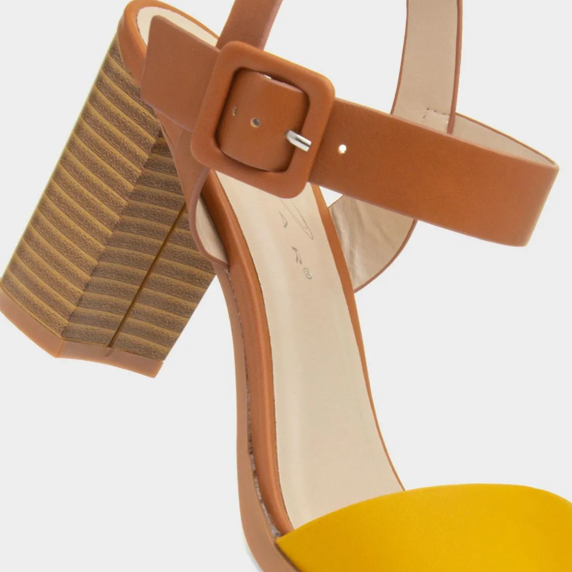 Lunar Palin Womens Yellow Buckle Heel