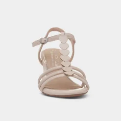 Marco Tozzi Womens Ivory Patent Heart T-Bar Heel