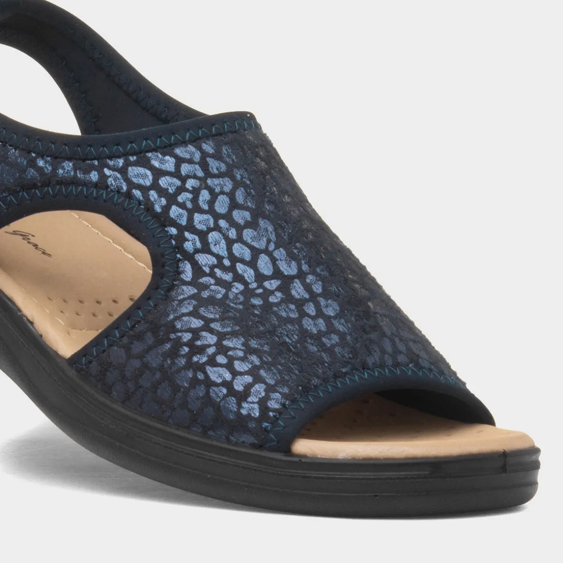 Maya Grace Shantelle Womens Navy Sandal