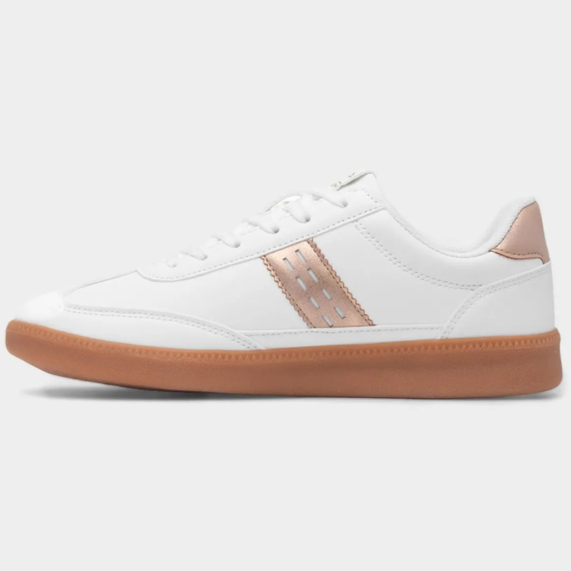 Osaga Delapre Womens White Casual Shoe