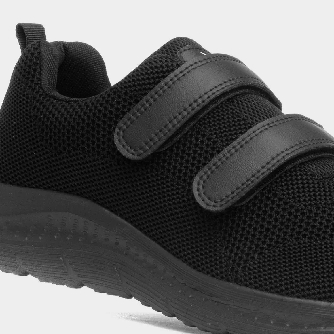 Osaga Density Mens Black Easy Fasten Trainer