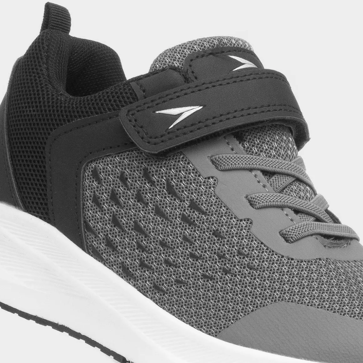 Osaga Interstellar Kids Grey Easy Fasten Trainer