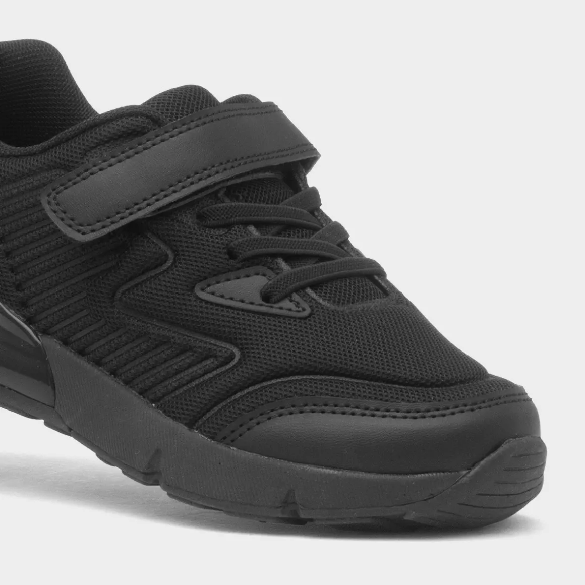Osaga Metrology Kids Black Easy Fasten Trainer