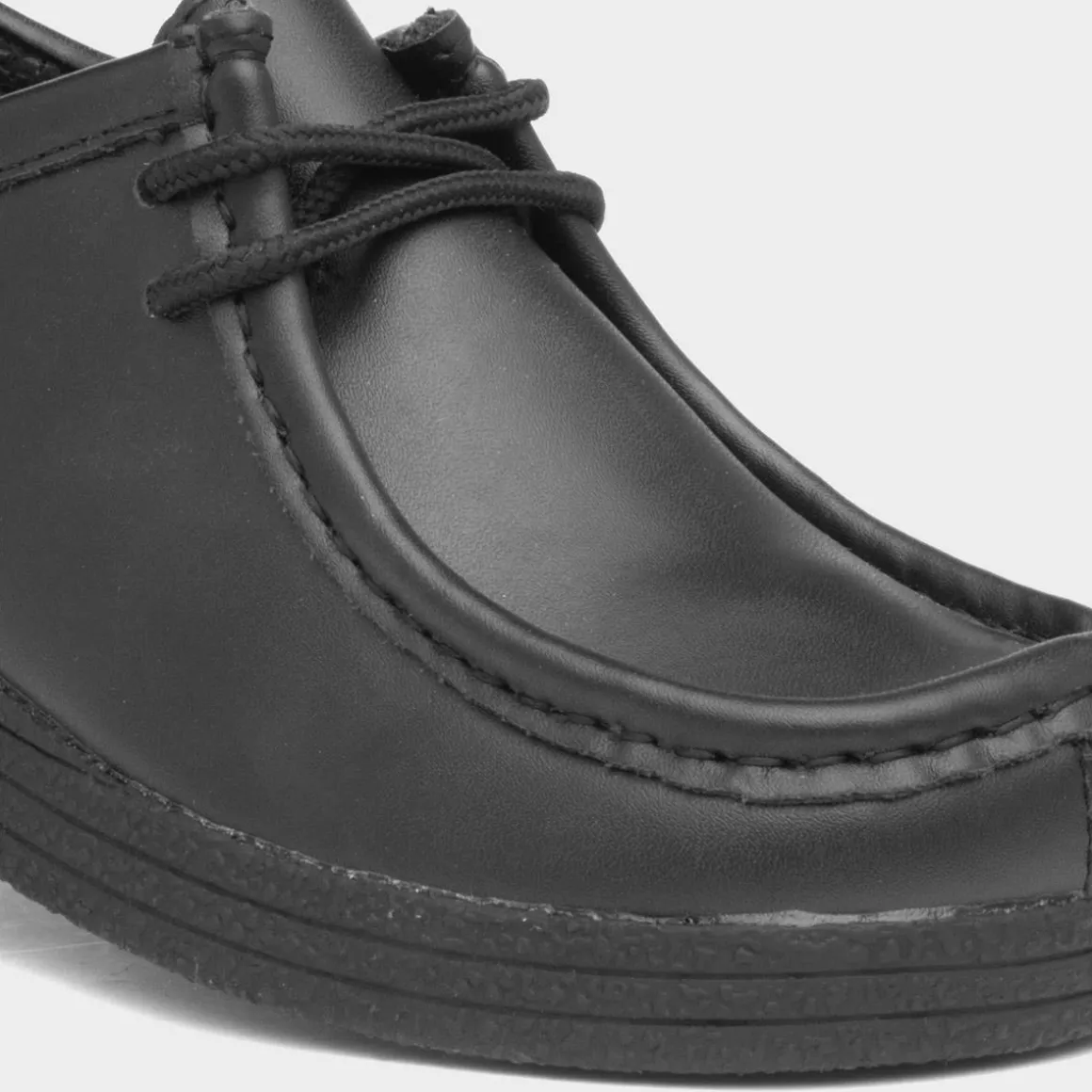 Red Fish Iggy Kids Black Coated Leather Shoe