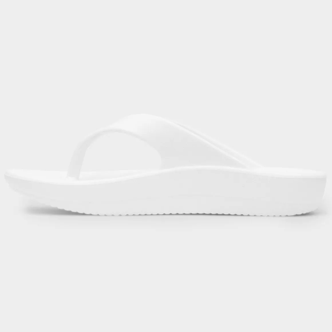Shar Womens White Toe Post EVA Sandal