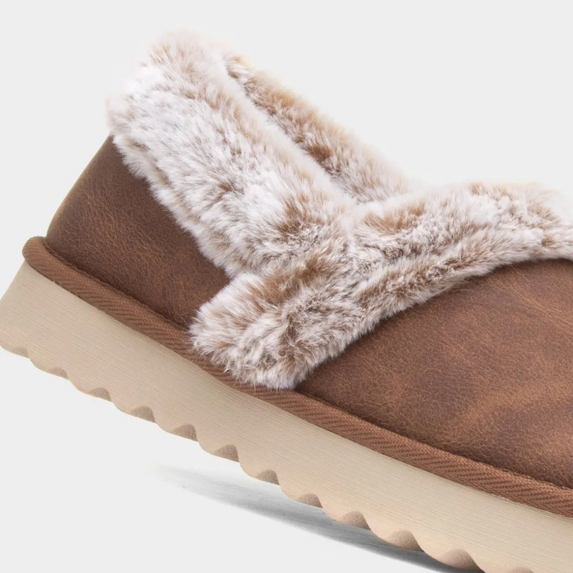 Skechers Cosy Up Womens Chestnut Full Slipper