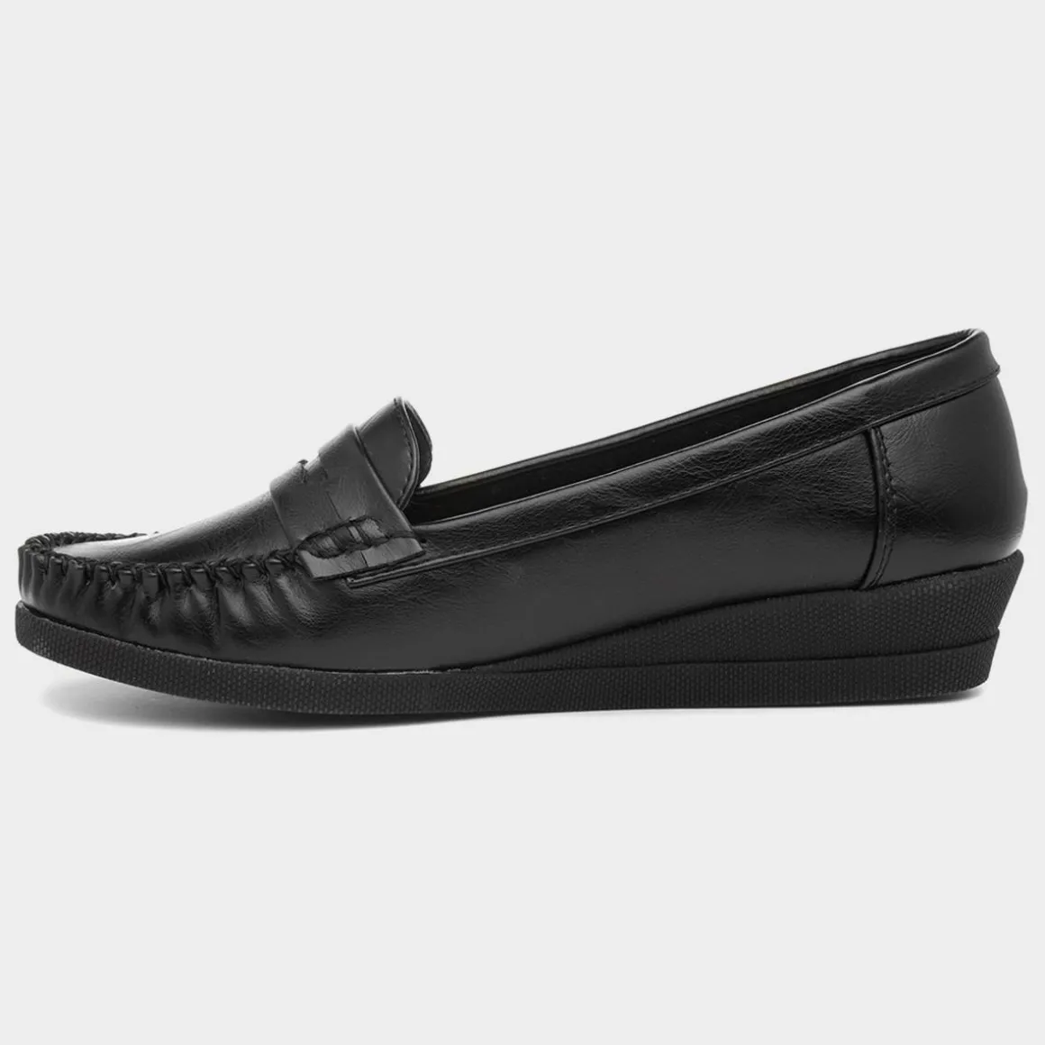 Softlites Delia Womens Black Moccasin Loafer Shoe
