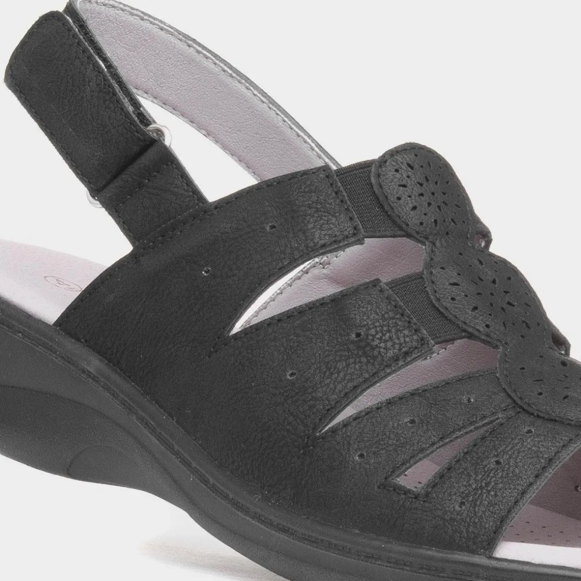 Softlites Synthia Womens Black Strappy Sandal