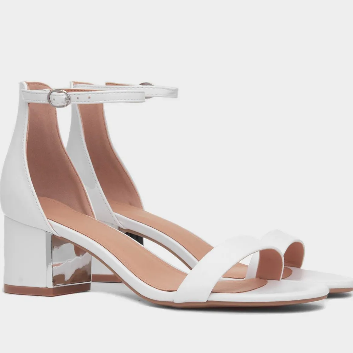Truffle Halla1 Womens White Heeled Sandal