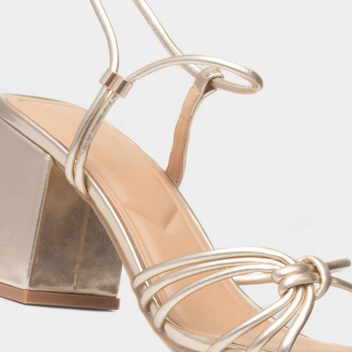 Truffle Harlow Womens Gold Strappy Heel