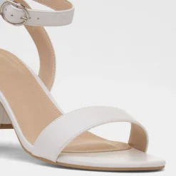 Truffle Lillie Womens White Wider Fit Heel
