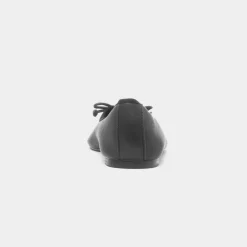 Truffle Penelope Womens Black Ballerina