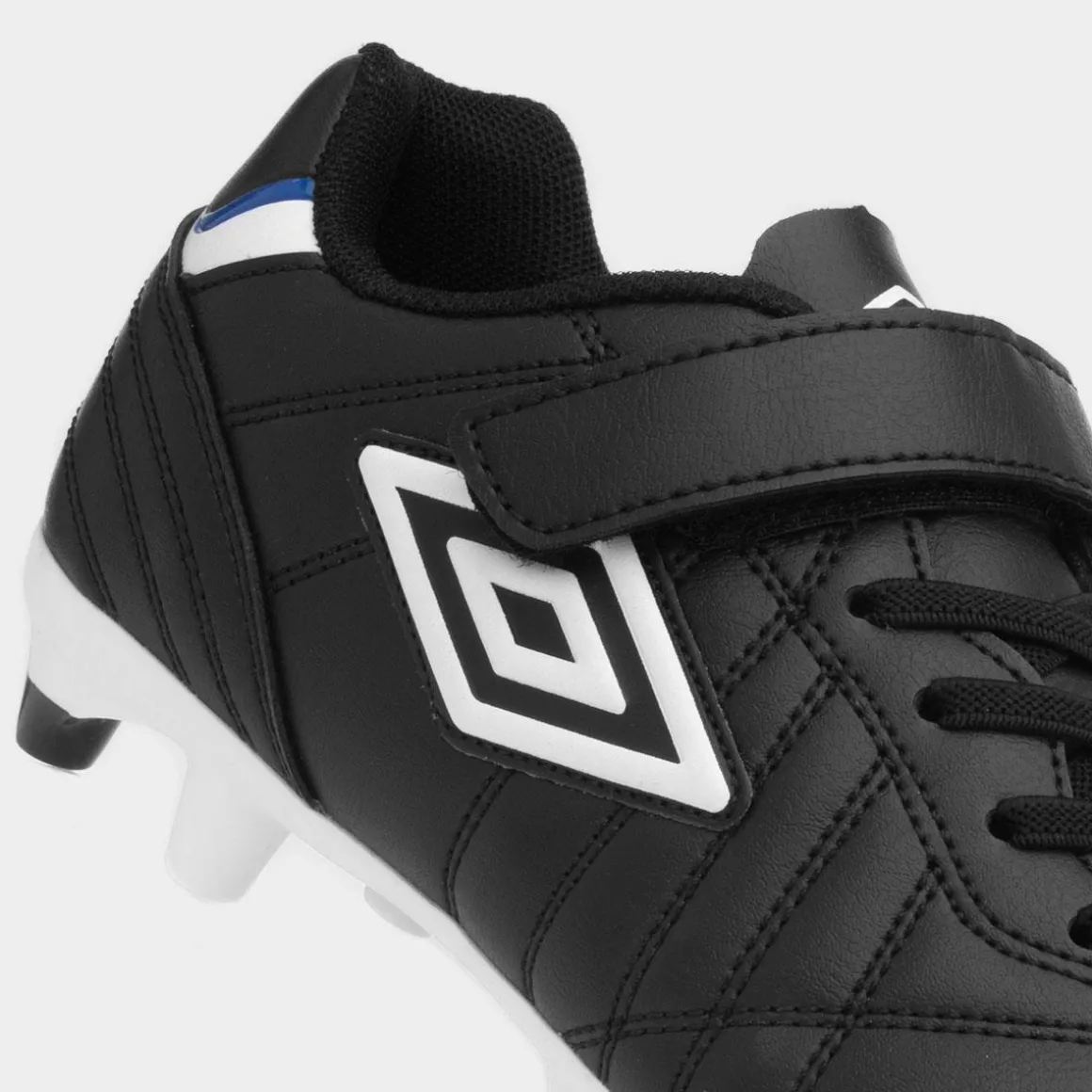 Umbro Speciali Liga Jnr Kids Black Football Boot
