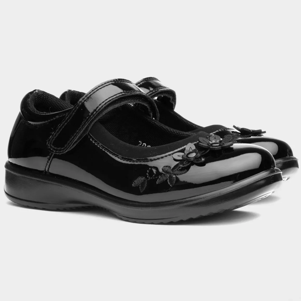 Walkright Cleo Girls Black Patent Shoe