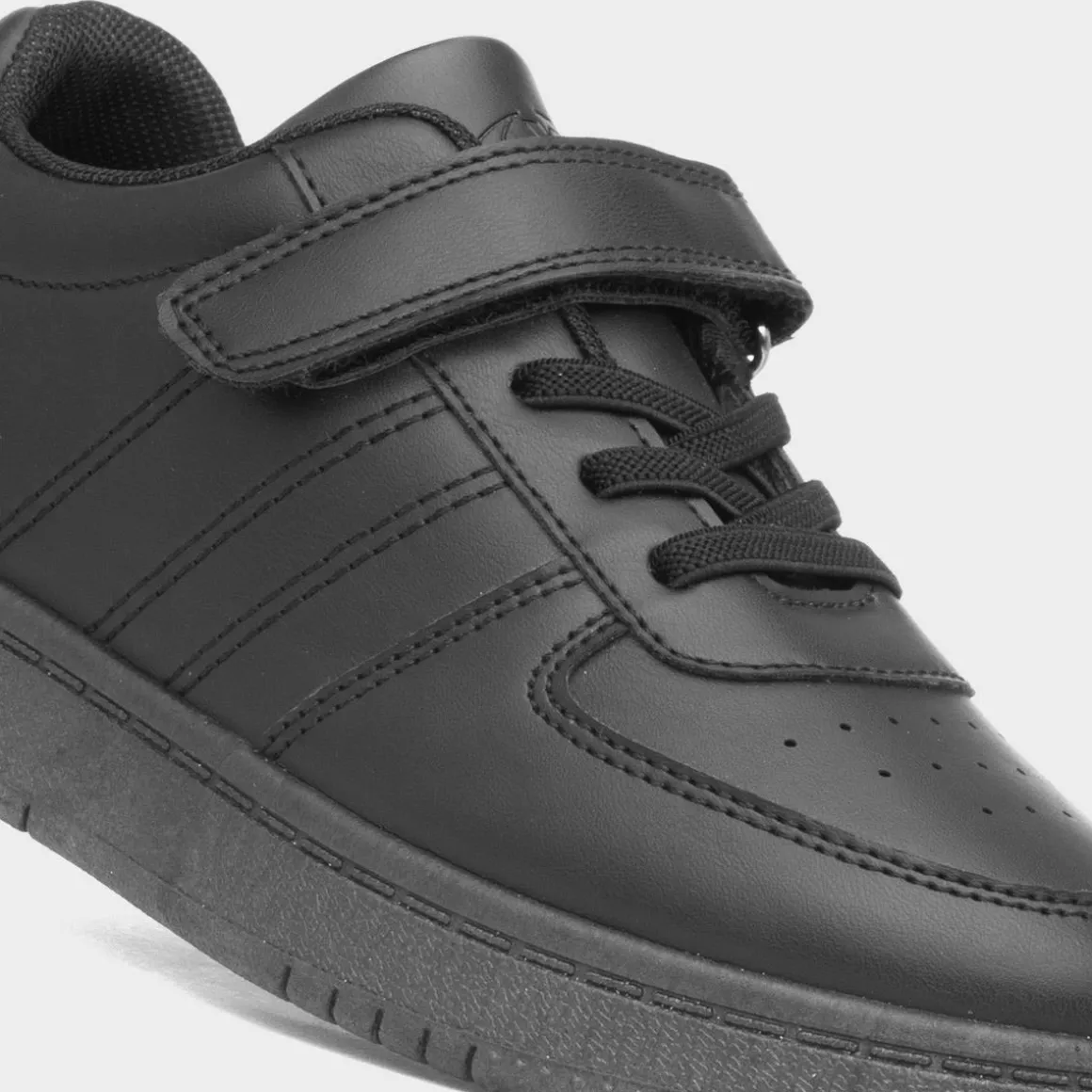 XL Aire Kids Black Easy Fasten Trainer